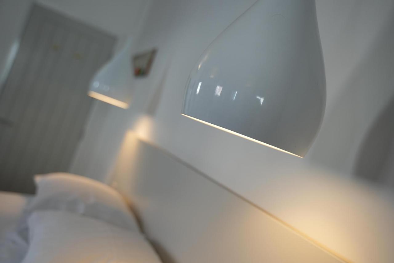 Gorgeous Comfortable Apartment On The High Street ميرثير تيدفيل المظهر الخارجي الصورة