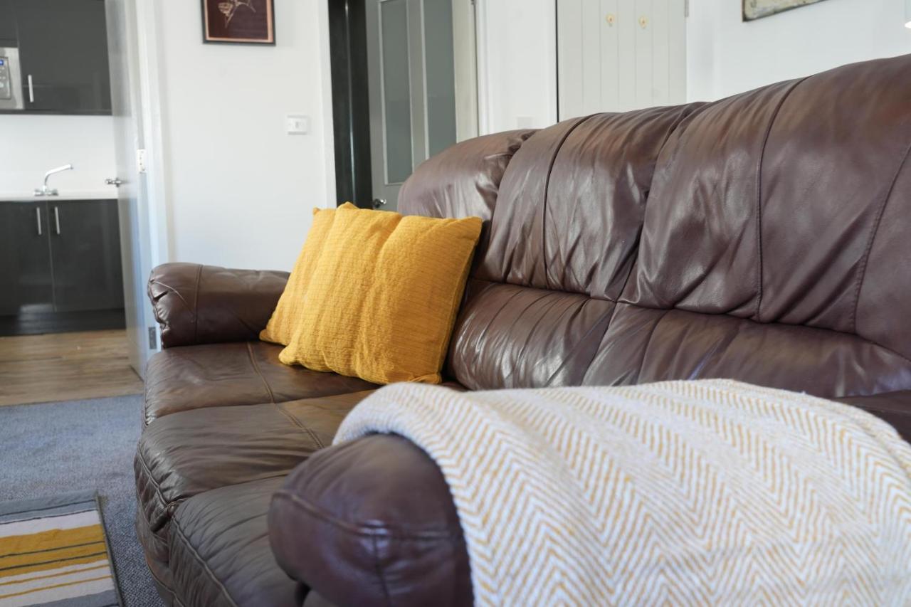 Gorgeous Comfortable Apartment On The High Street ميرثير تيدفيل المظهر الخارجي الصورة